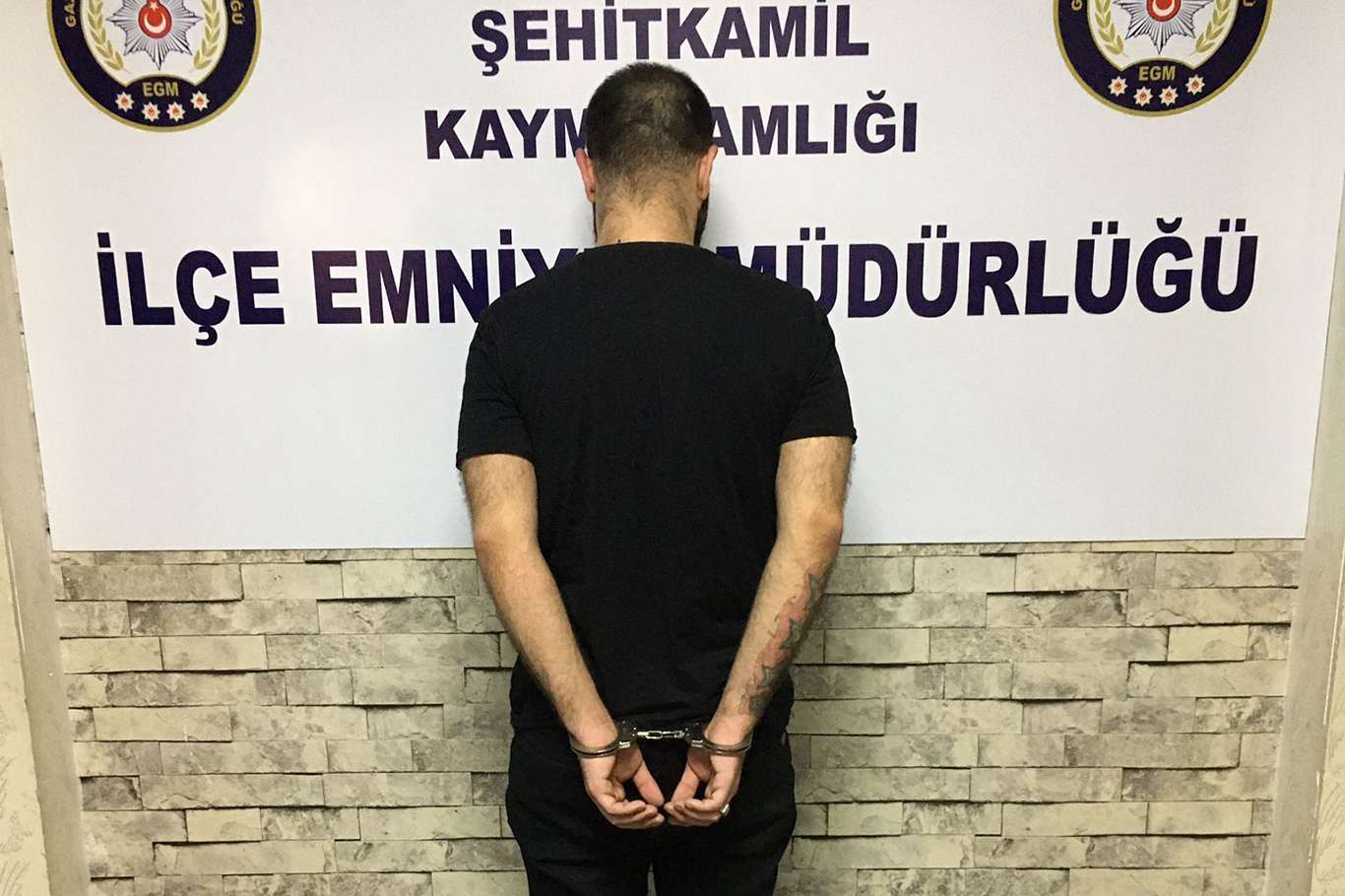 Gaziantep’te cinayet zanlısı 7 yıl sonra yakalandı Gaziantep’te cinayet zanlısı 7 yıl sonra yakalandı